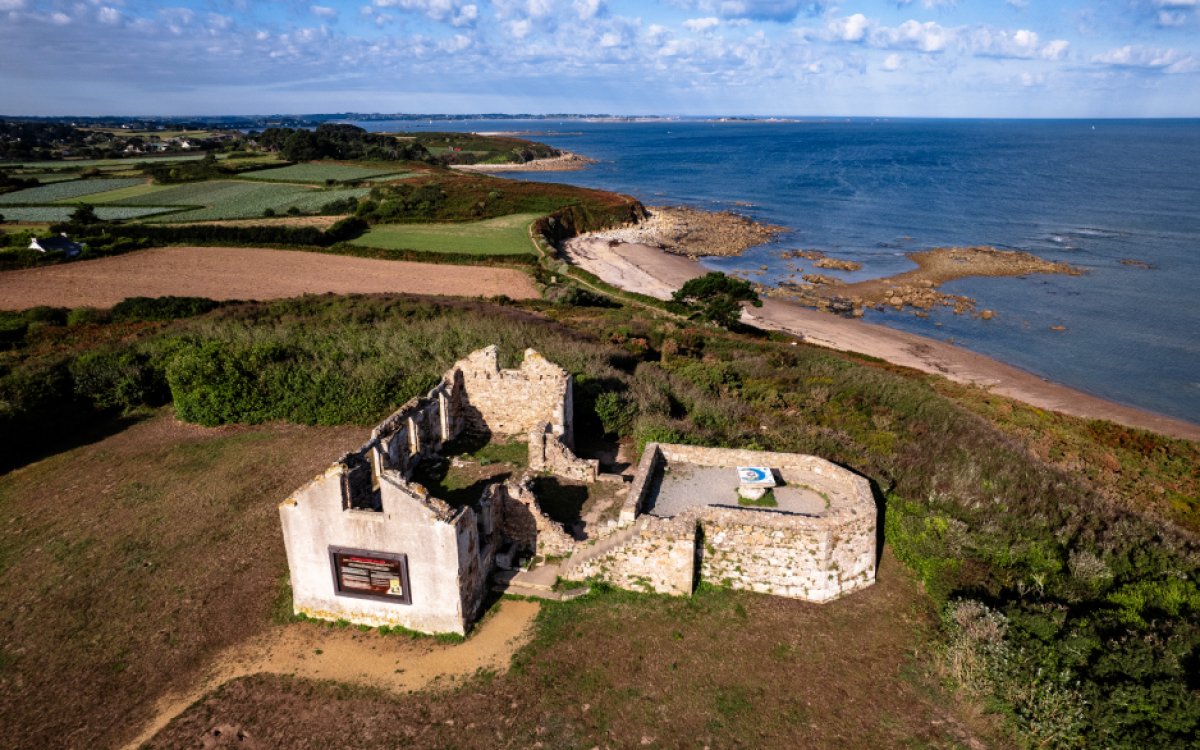 Créac'h Maout à Pleubian, un site de mémoire face à la mer