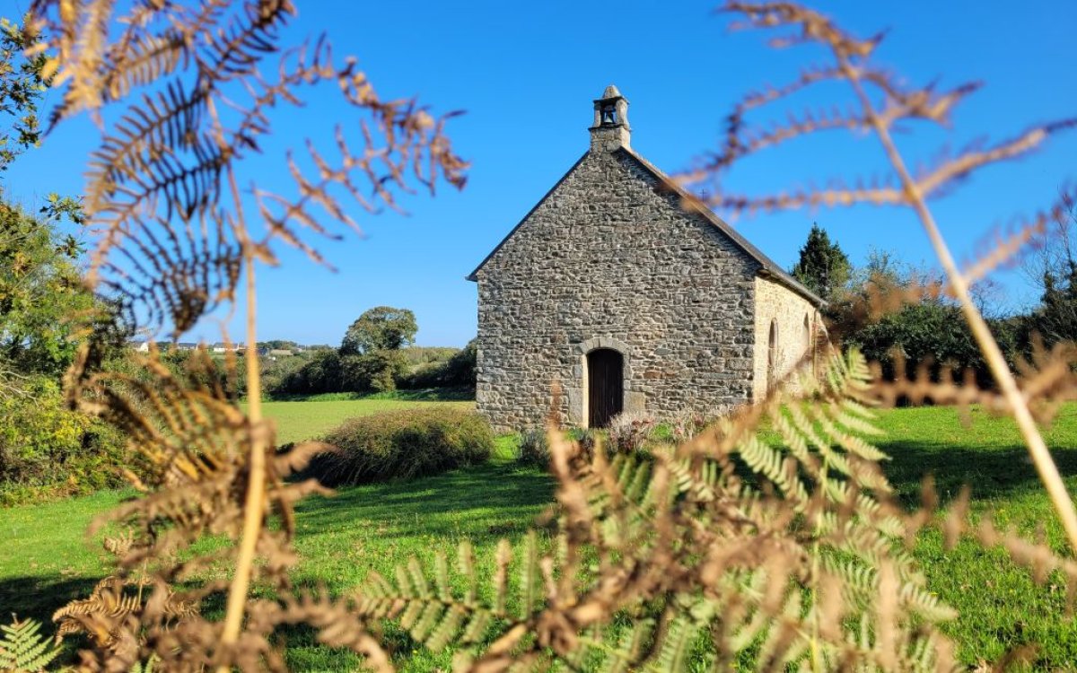 La chapelle Saint-Votrom à Trédarzec, entre légende, guérison et panorama sur le Jaudy