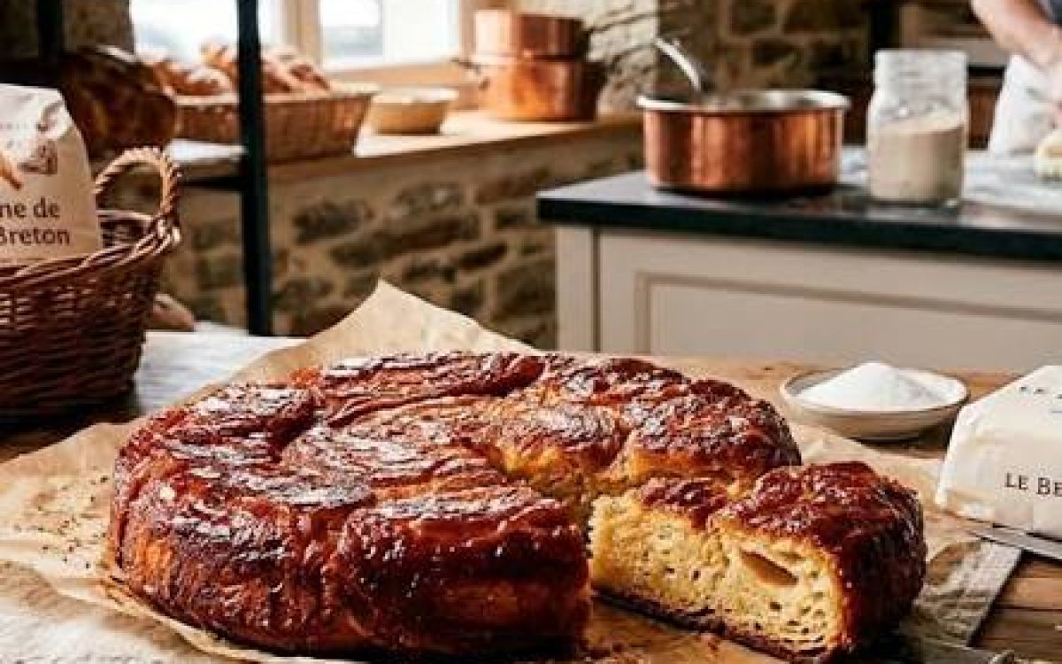 Le kouign-amann breton : histoire et recette du célèbre gâteau au beurre