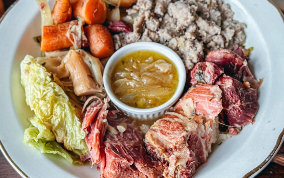Le kig ha farz : histoire et recette du pot-au-feu breton